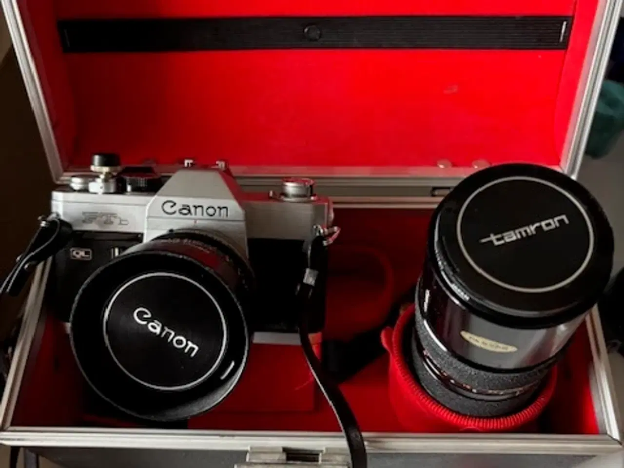 Billede 1 - Fotoudstyr.