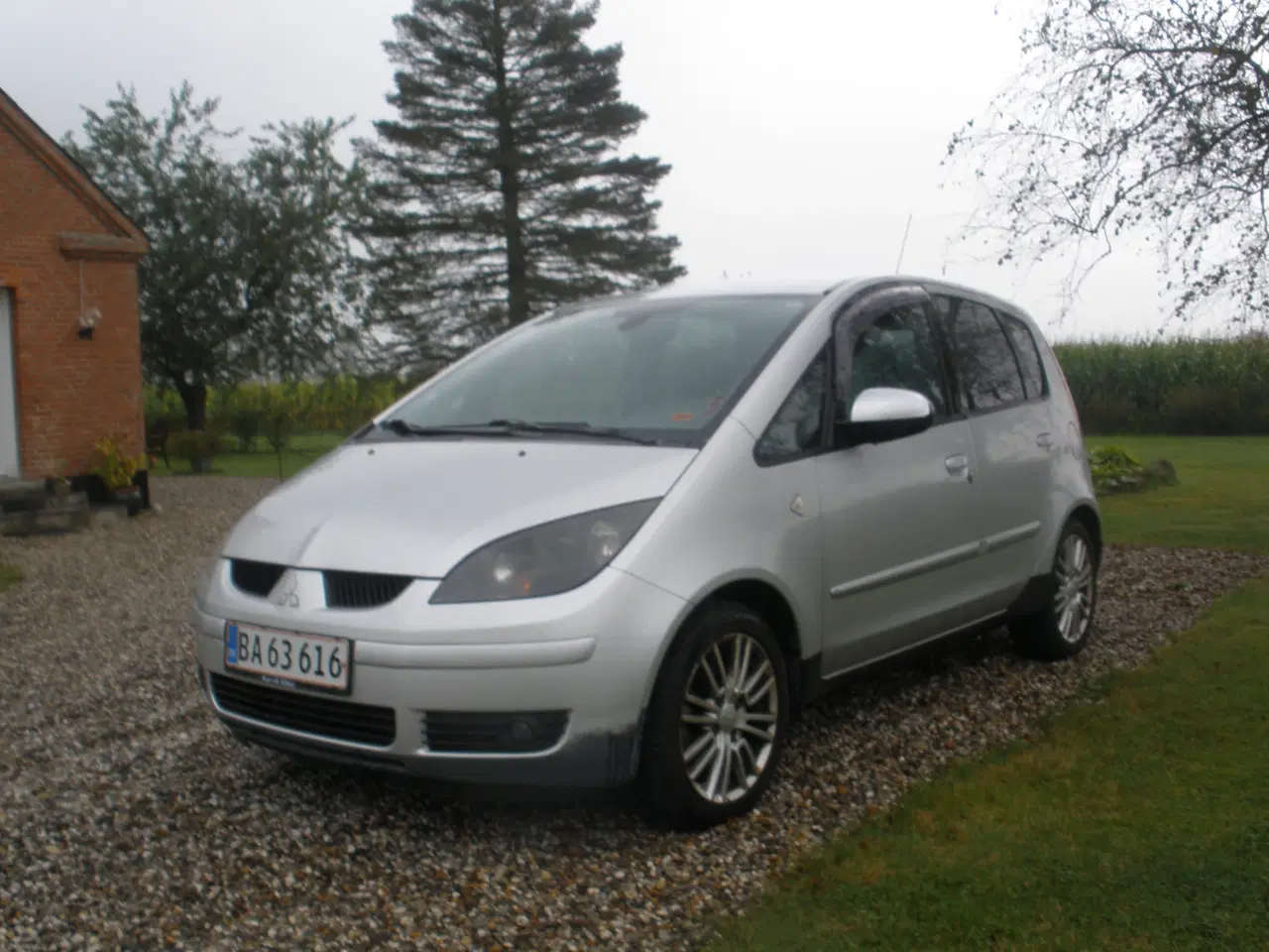 Billede 1 - Mitsubishi Colt 1,3I 5 dørs