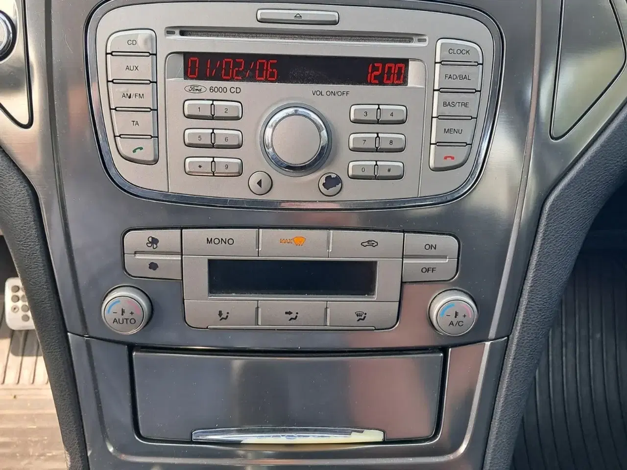 Billede 13 - Ford Mondeo 2,0 TDCi 130 Ambiente stc.