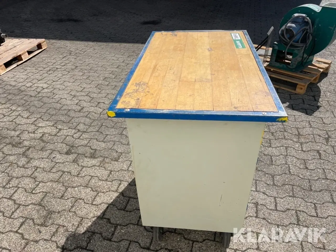 Billede 3 - Arbejdsbord Bilka på hjul
