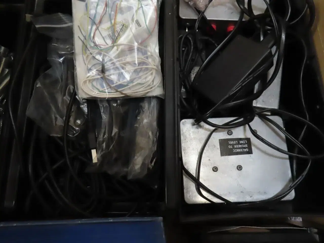 Billede 6 - Palle med rester fra TC ELECTRONIC