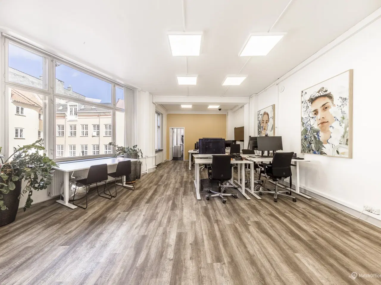 Billede 1 - Lyst og højloftet lejemål på 290 m² i Latinerkvarteret