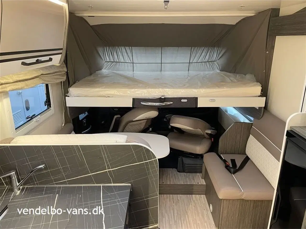 Billede 23 - 2026 - McLouis Nevis 879 G Oplev den nye 2026 design