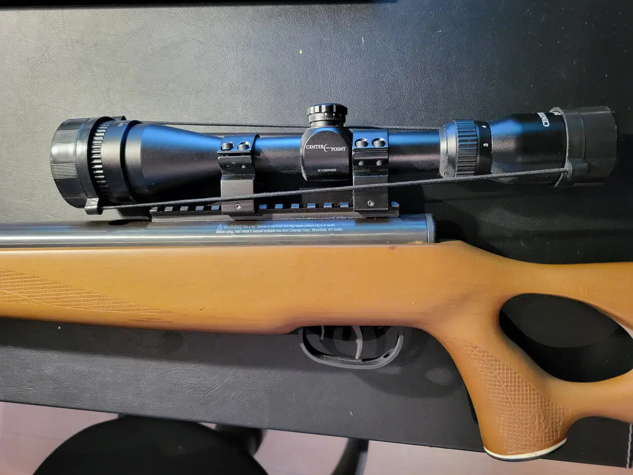 Billede 3 - Luftgeværer med foderal. Begge i kaliber 4,5 mm 