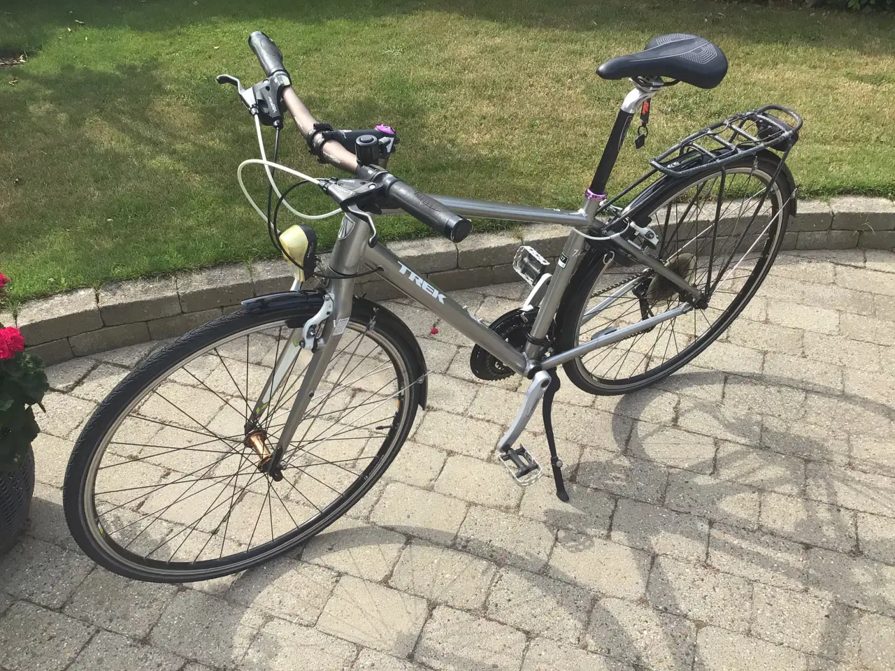 Billede 1 - TREK Seven/4  Pigecykel