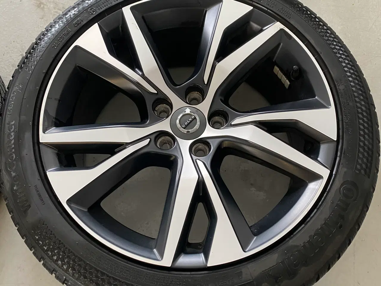 Billede 4 - Originale pæne volvo fælge