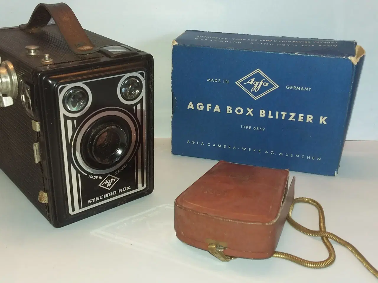 Billede 1 - Agfa synchro box m. blitz og lysmåler.