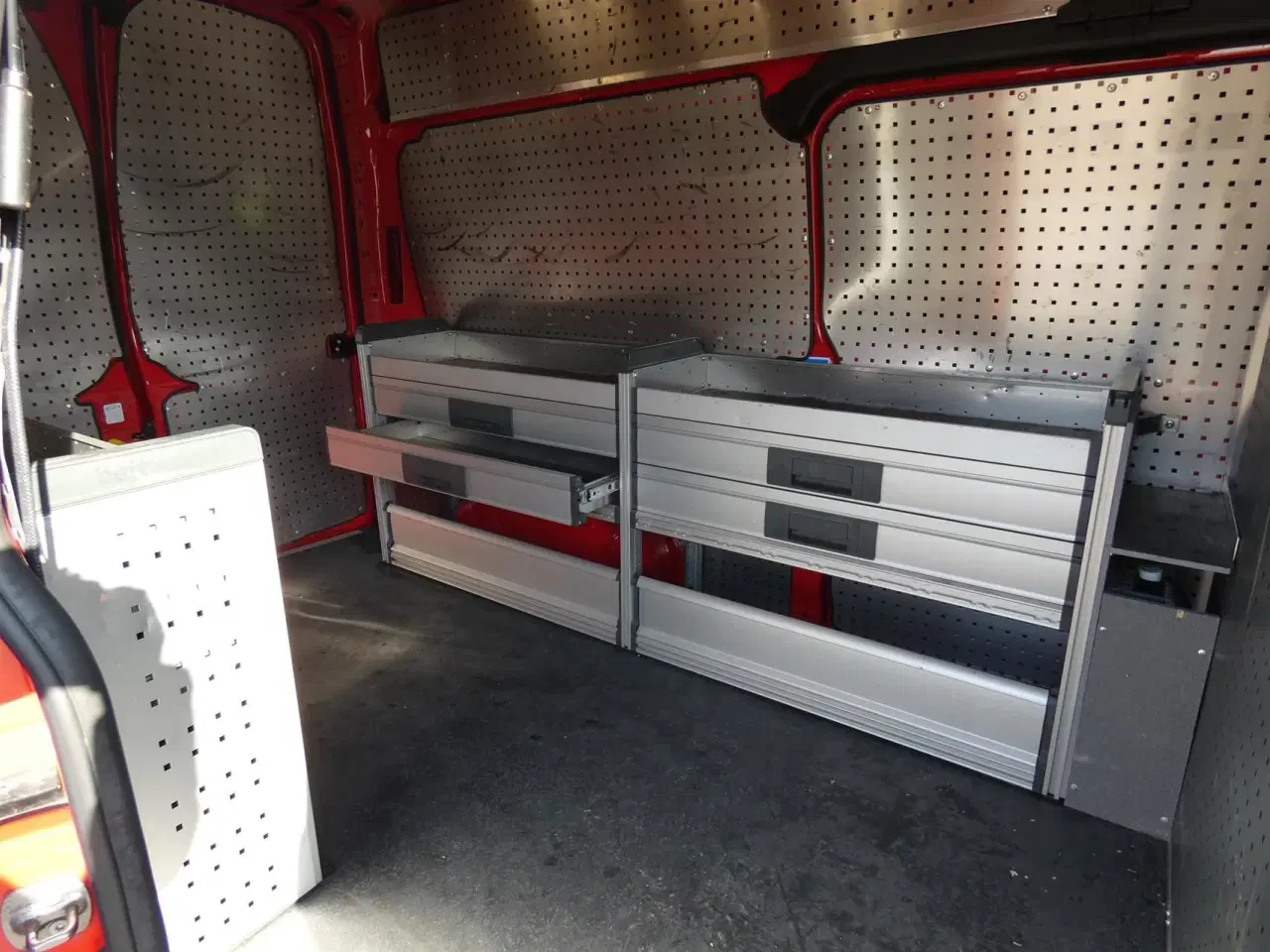 Billede 9 - Ford Transit Custom 320 L2H1 2,0 TDCi Trend 170HK Van 6g Aut.