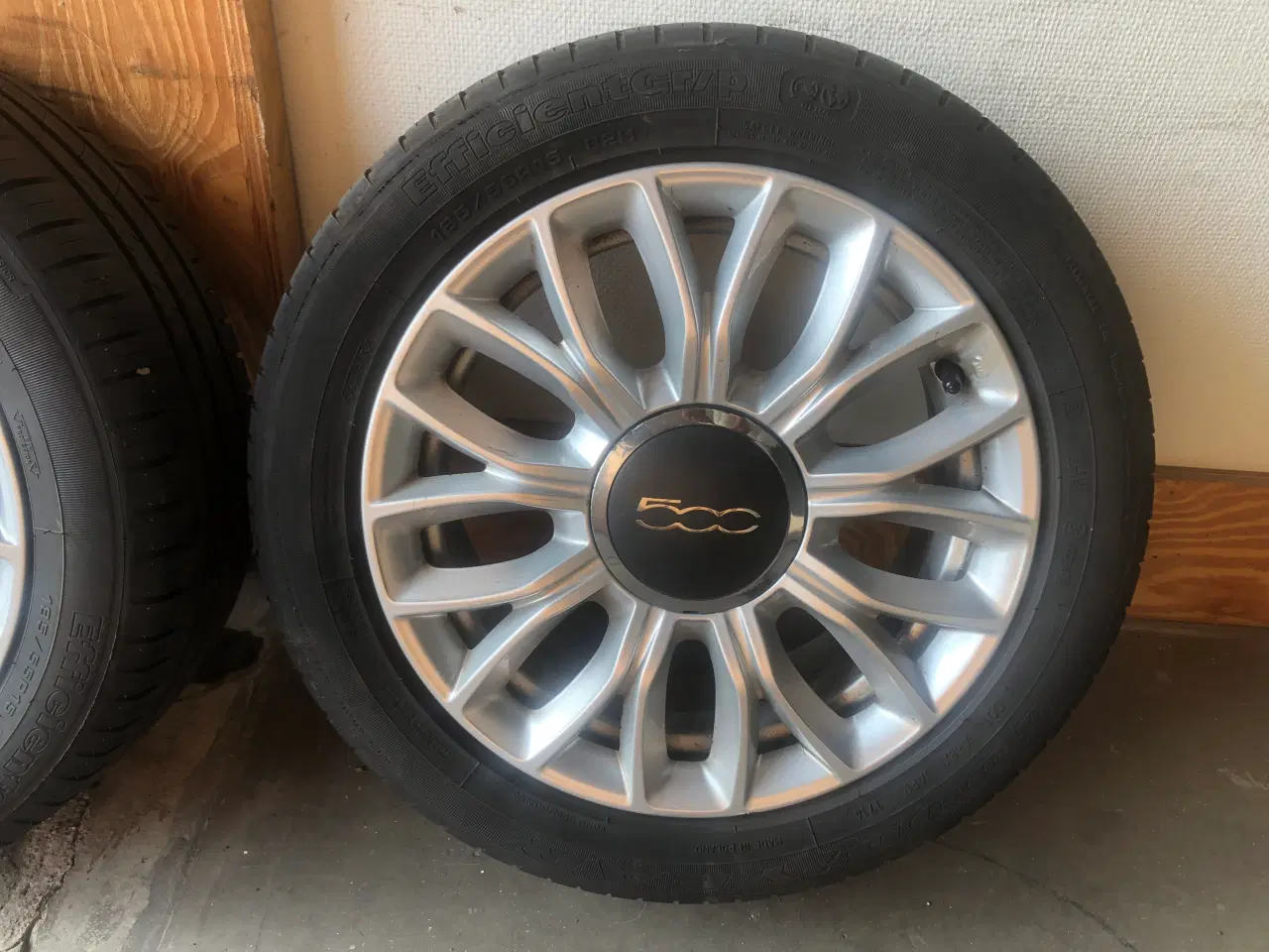 Billede 5 - Fiat 500 Lounge fælge & Goodyear dæk