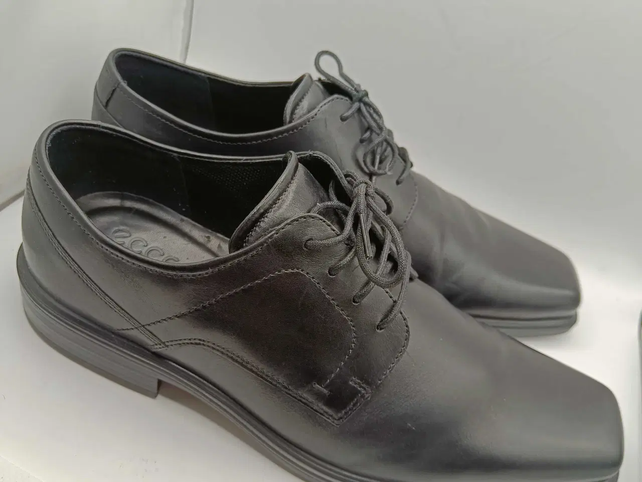 Billede 5 - Ecco sort læder sko 45str