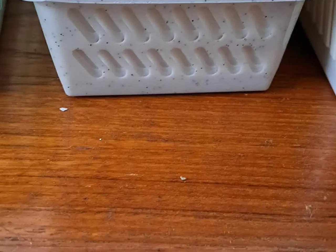 Billede 4 - Små plast kurve de er brugte