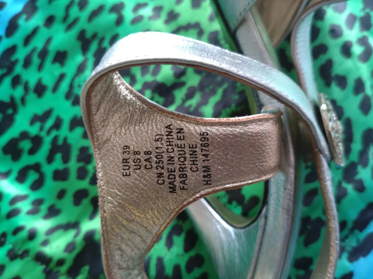 Billede 8 - VERSACE for H&M Sølv/ guld højhælede sandaler 