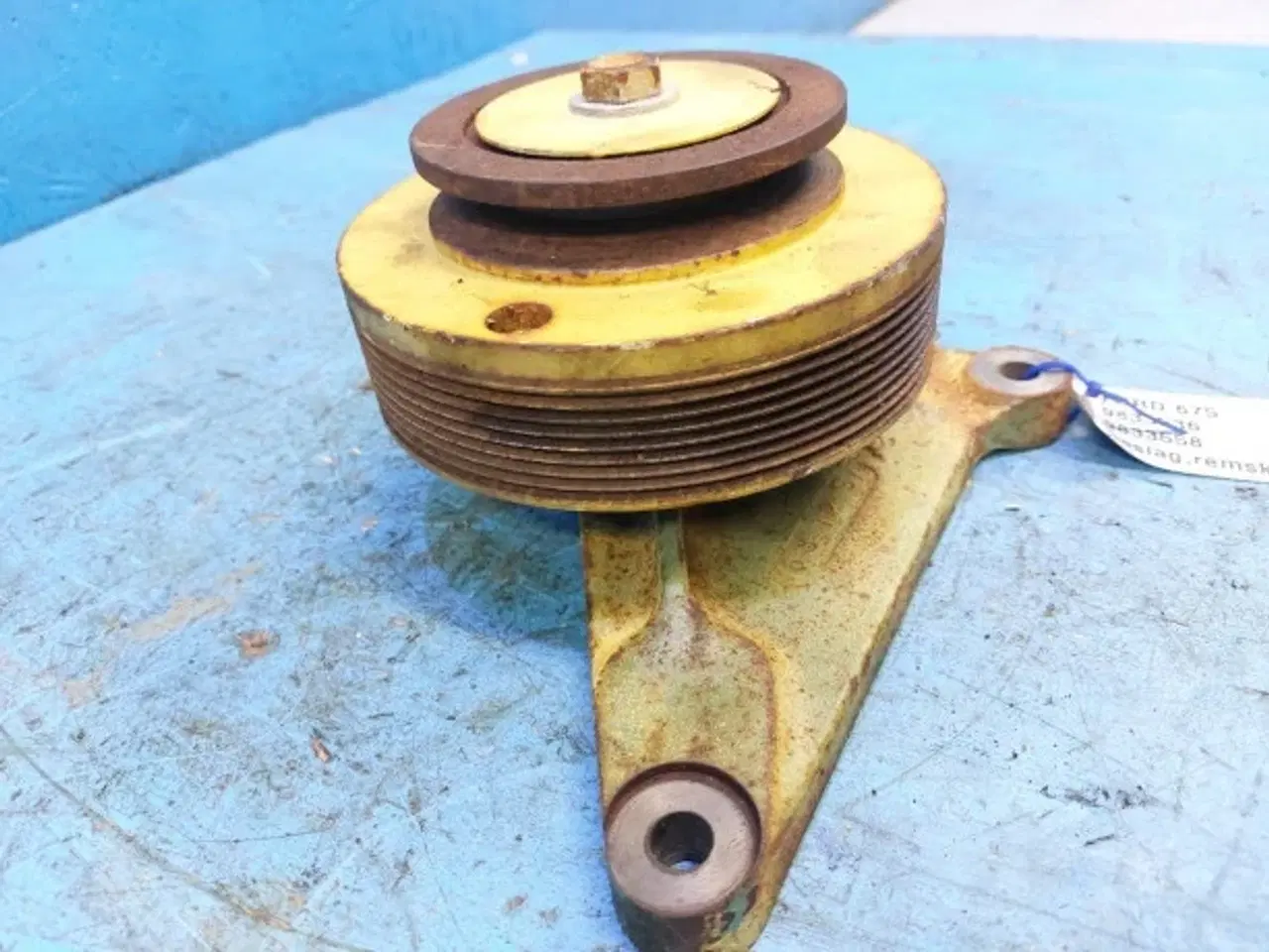 Billede 8 - Ford 675 Beslag Remskive 9833536