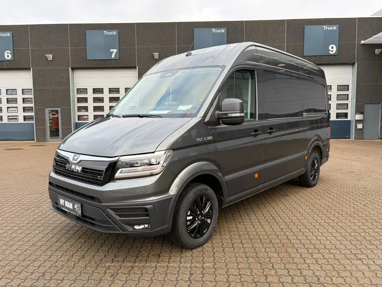 Billede 1 - MAN TGE 3.180 A8 L3H3, Kassevogn