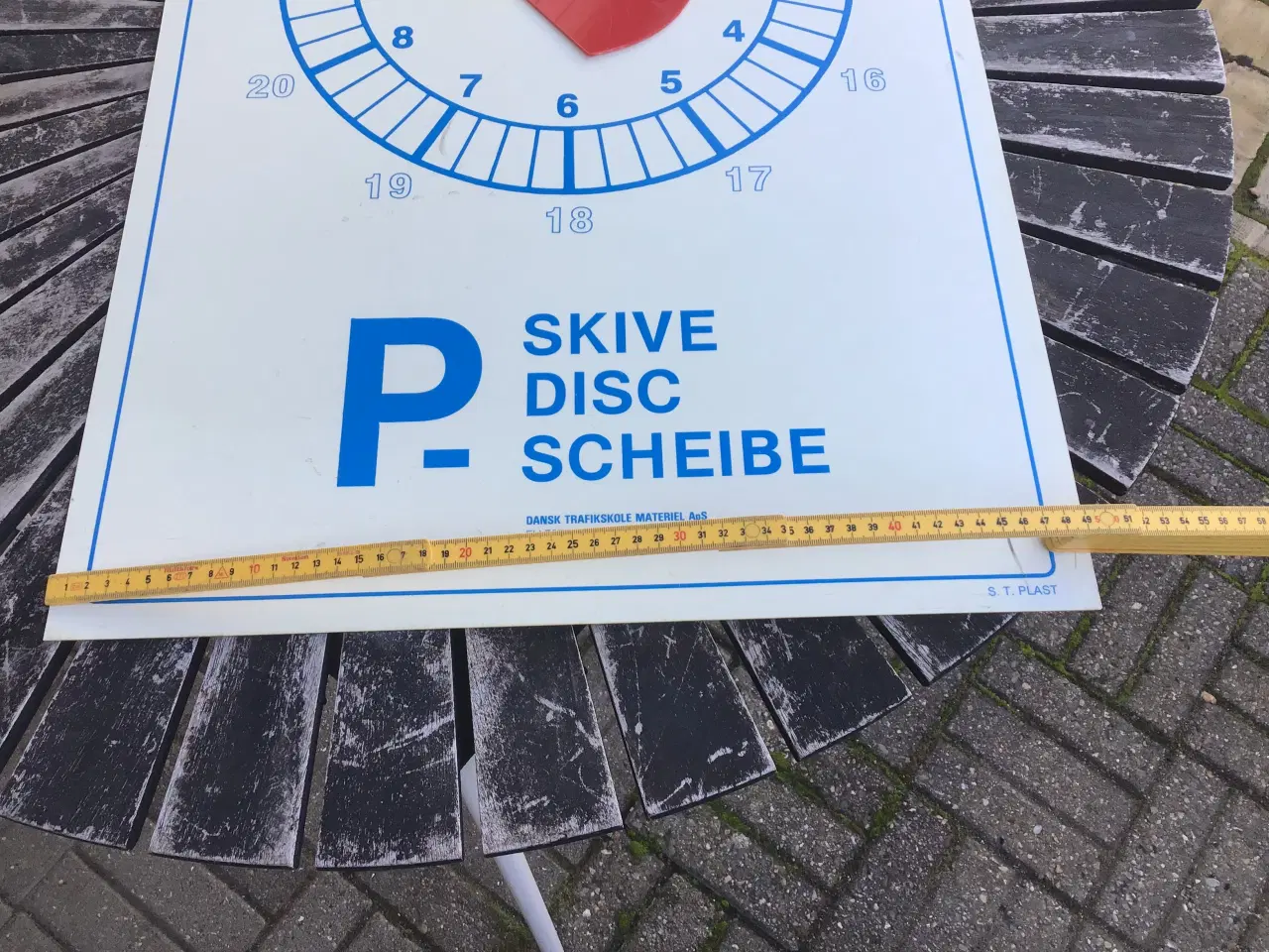 Billede 3 - Skilt p skive gammel fra køreskole stort