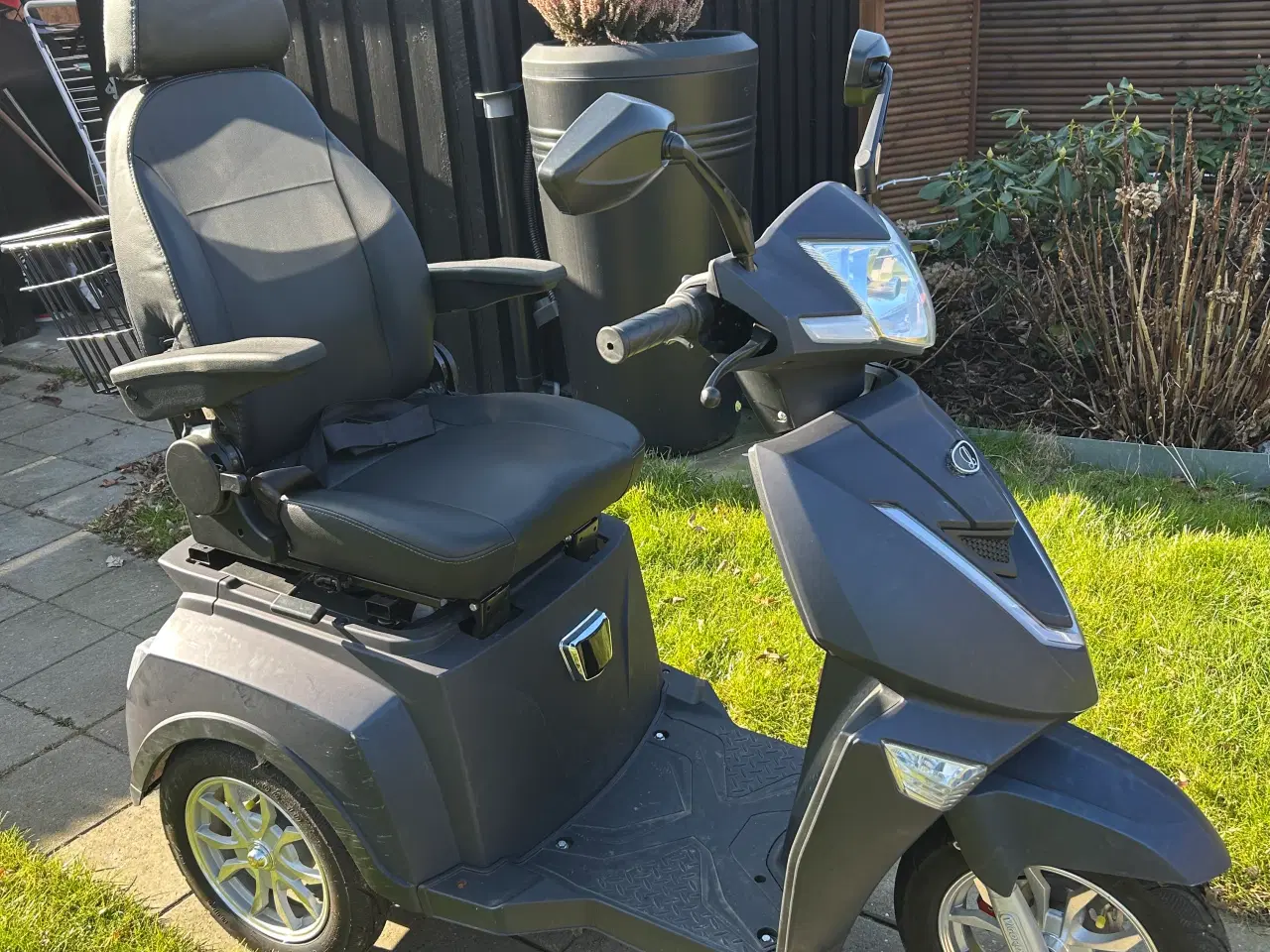 Billede 1 - Elscooter fra maj 2024 LM-25
