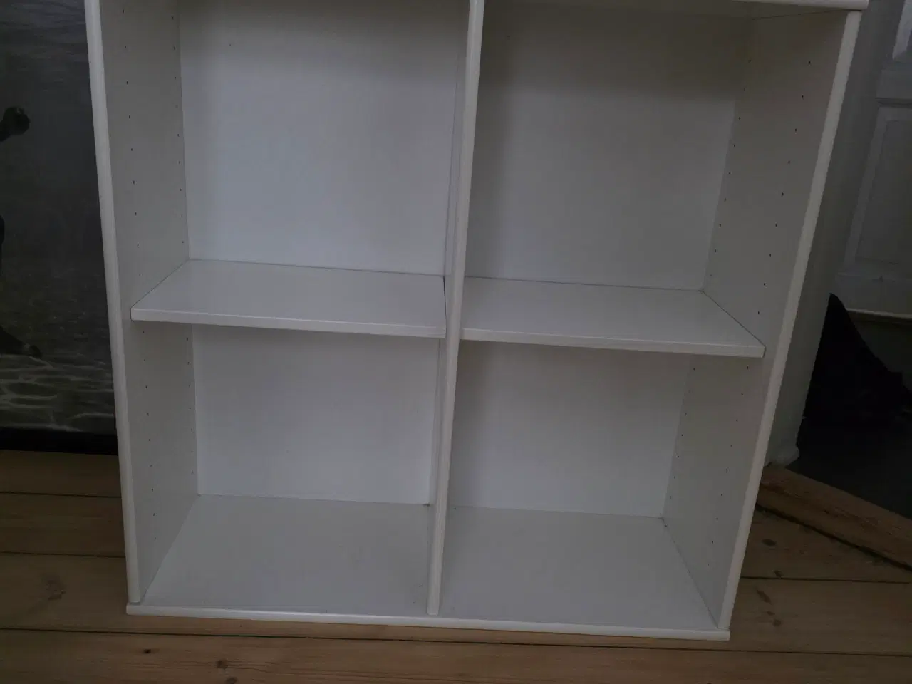 Billede 1 - Mistral bogkasse i hvid