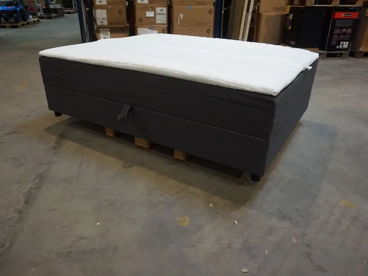 Billede 5 - Nordisk Fjer B110 opbevaringsseng 140x200 cm Med latex topmadras