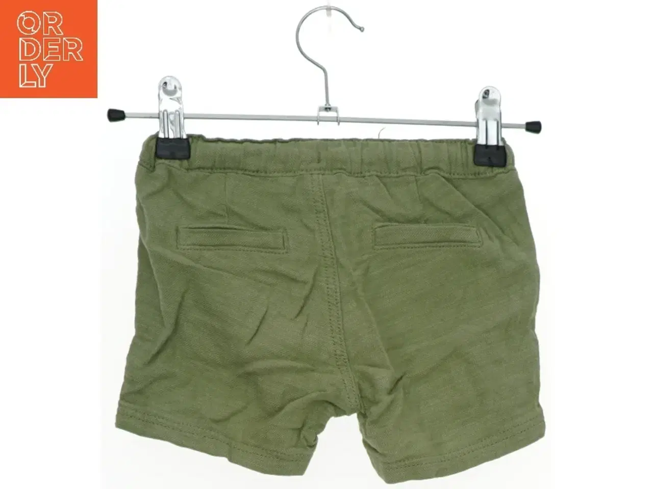 Billede 2 - Korte grønne bukser med elastisk talje fra H&M (str. 80)