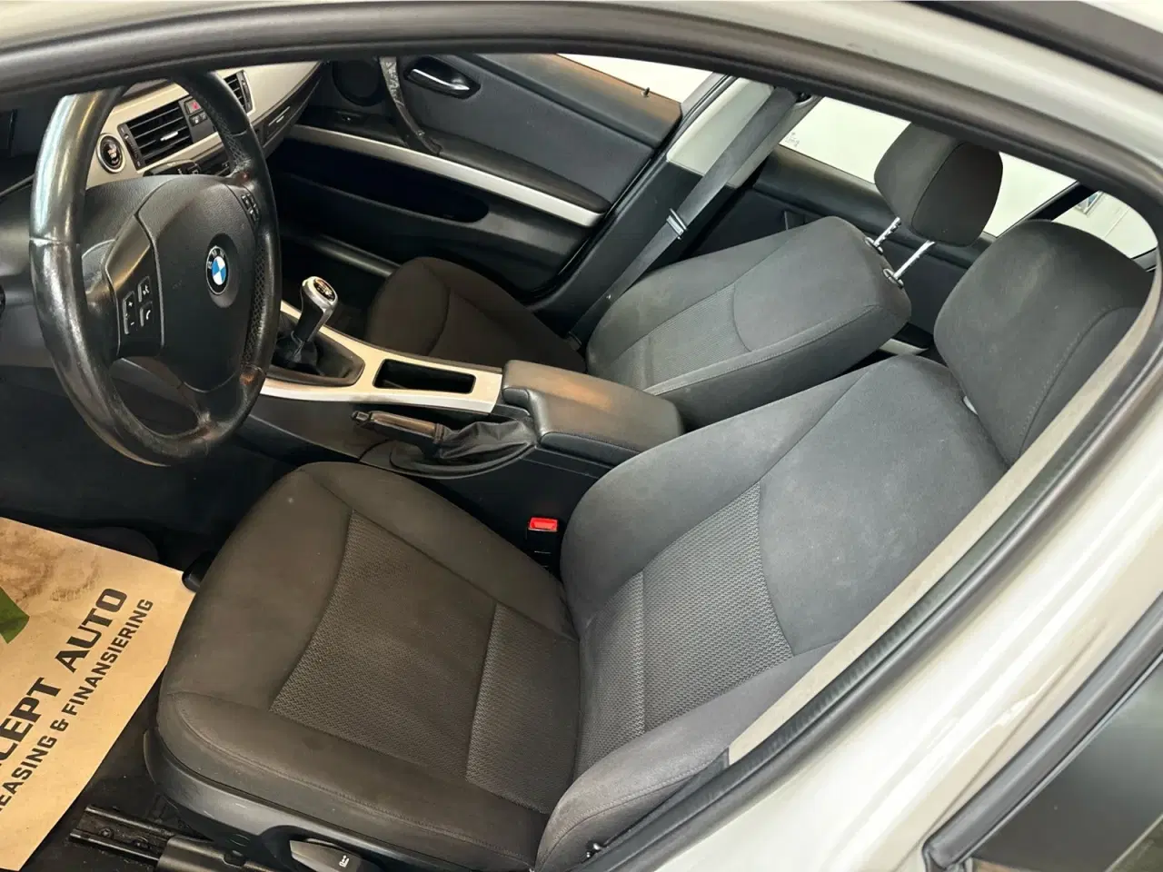 Billede 15 - BMW 320i 2,0 