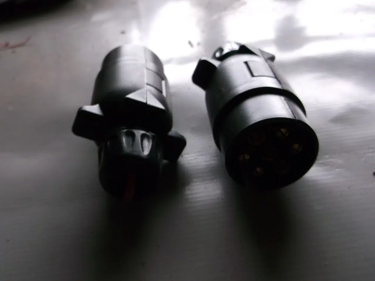 Billede 2 - 7 polet trailer stik med skru