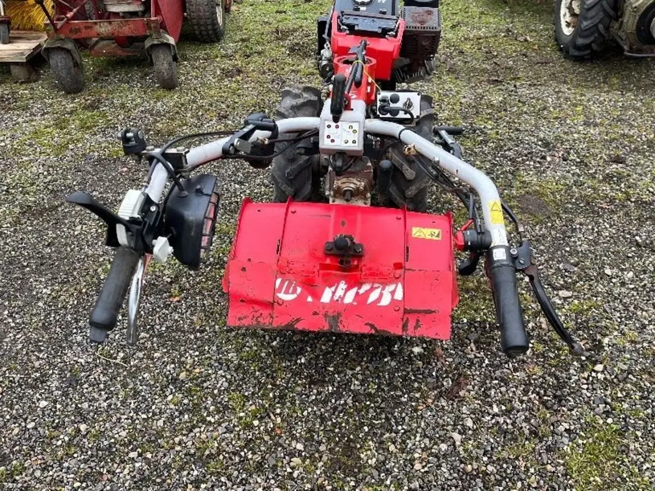 Billede 4 - NB MAK 16 Redskabsbærer med fræser modul monteret