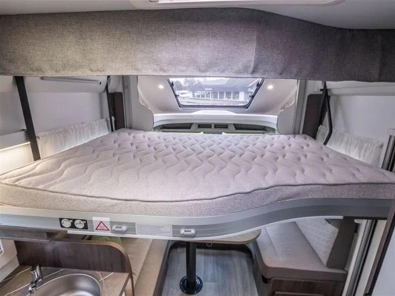 Billede 9 - 2026 - Benimar Tessoro 468