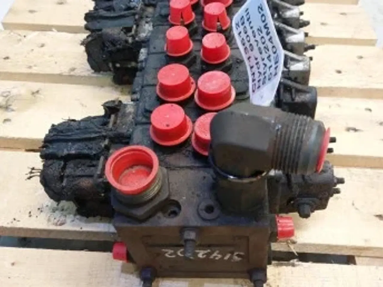 Billede 16 - Hydrema 906B Styreventil 514202