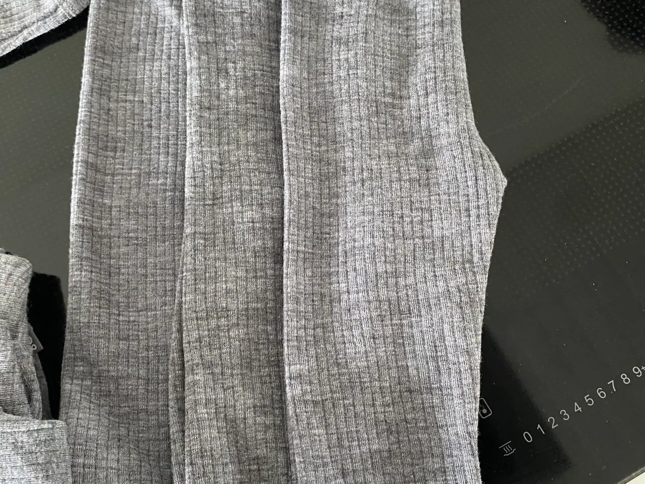 Billede 2 - 808 Babyuld pakke - 7 dele i 100% blødt merinould 