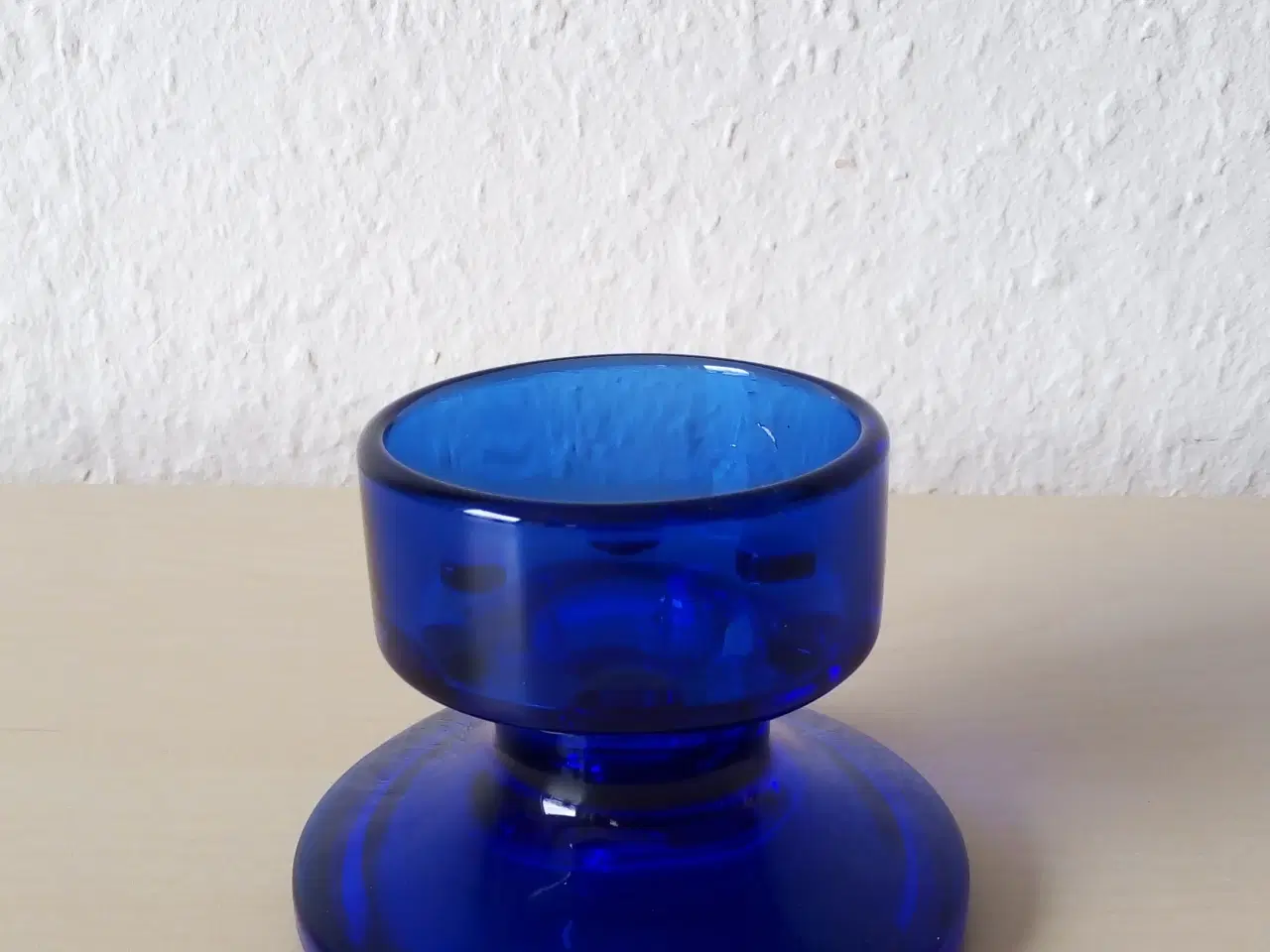 Billede 7 - vaser/kande/skål/lysestage i blå glas