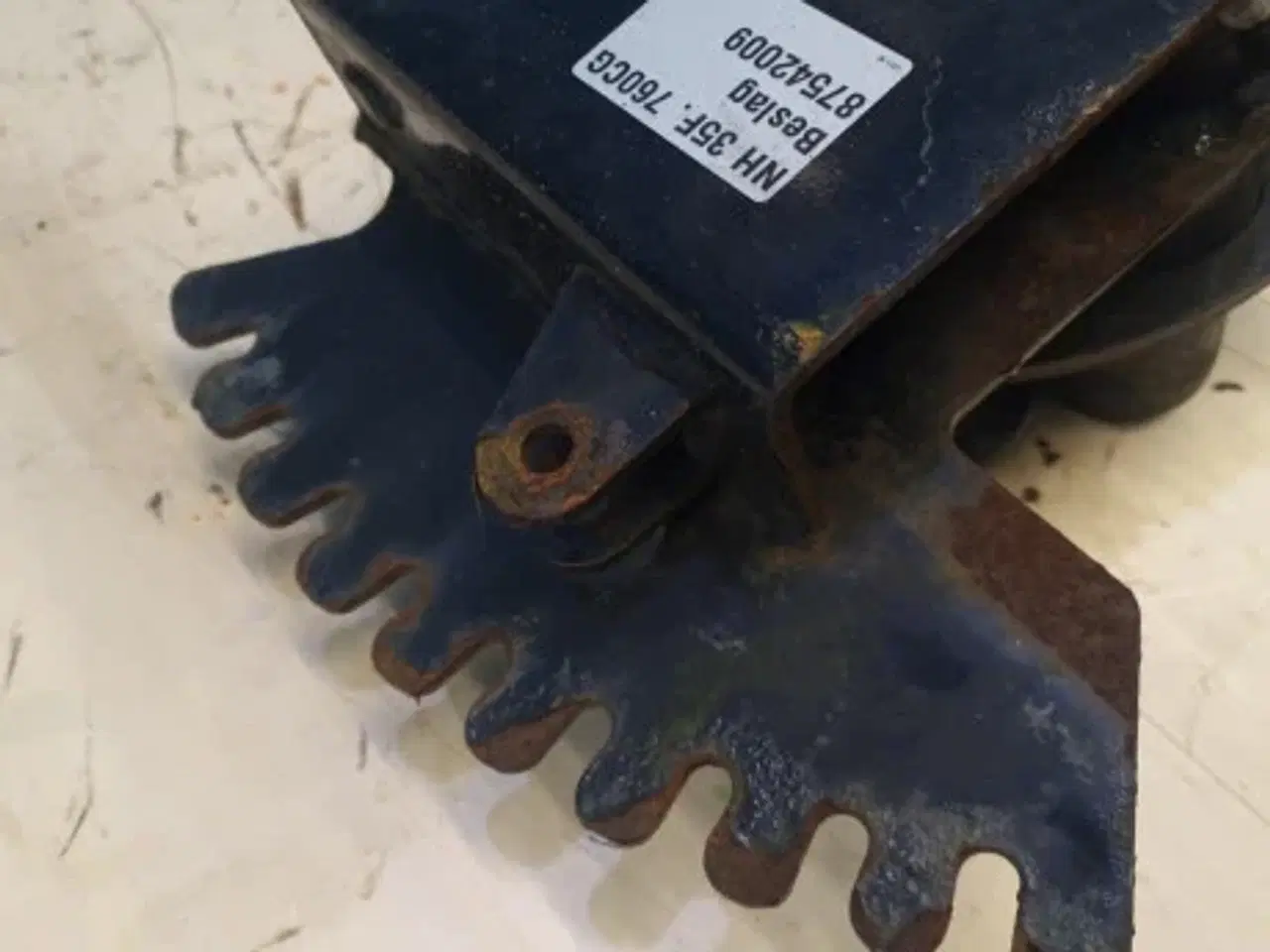 Billede 8 - New Holland 760CG 35Ft Beslag 87542009