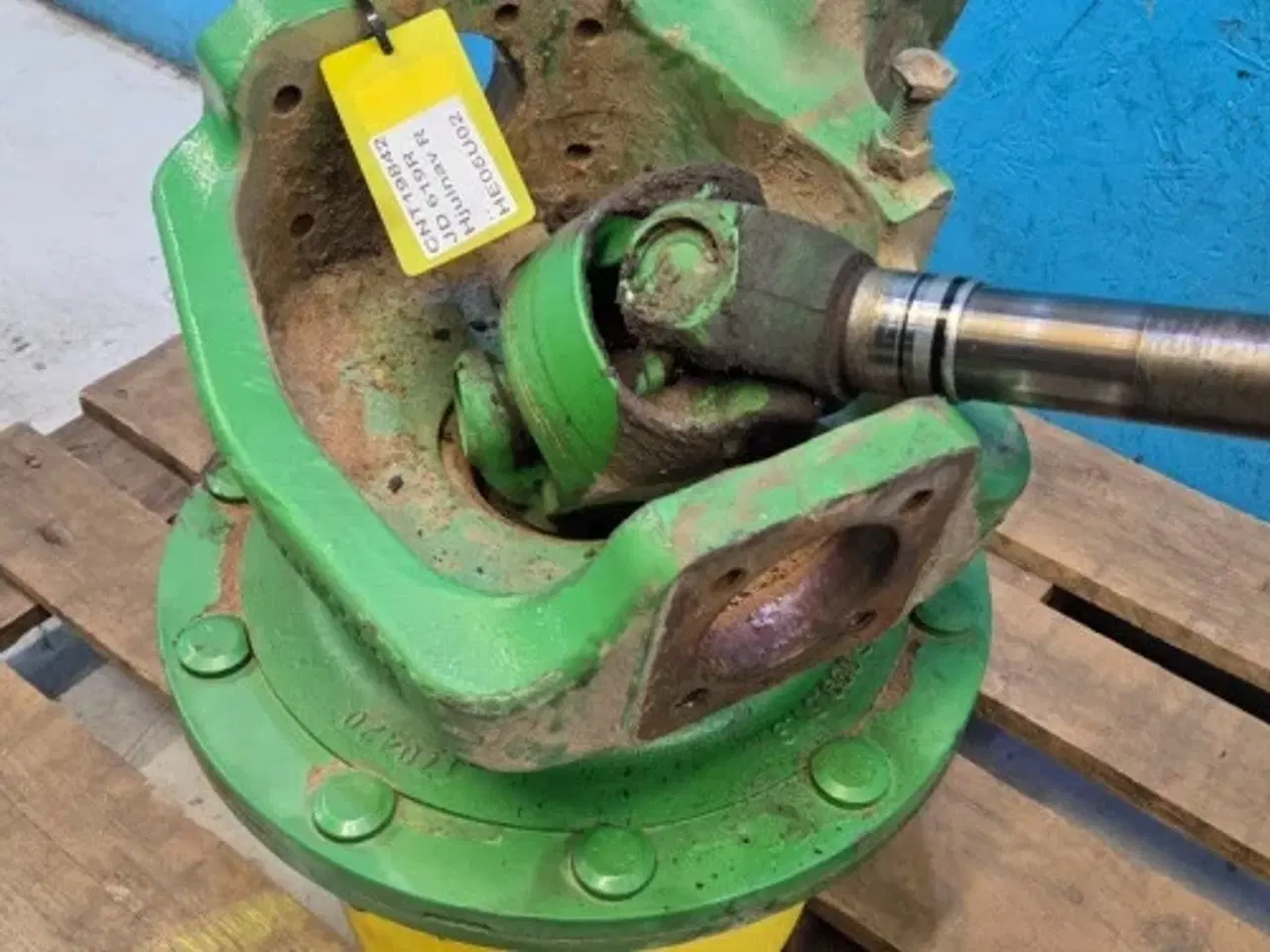 Billede 3 - John Deere 6215R Hjulnav R. L220172