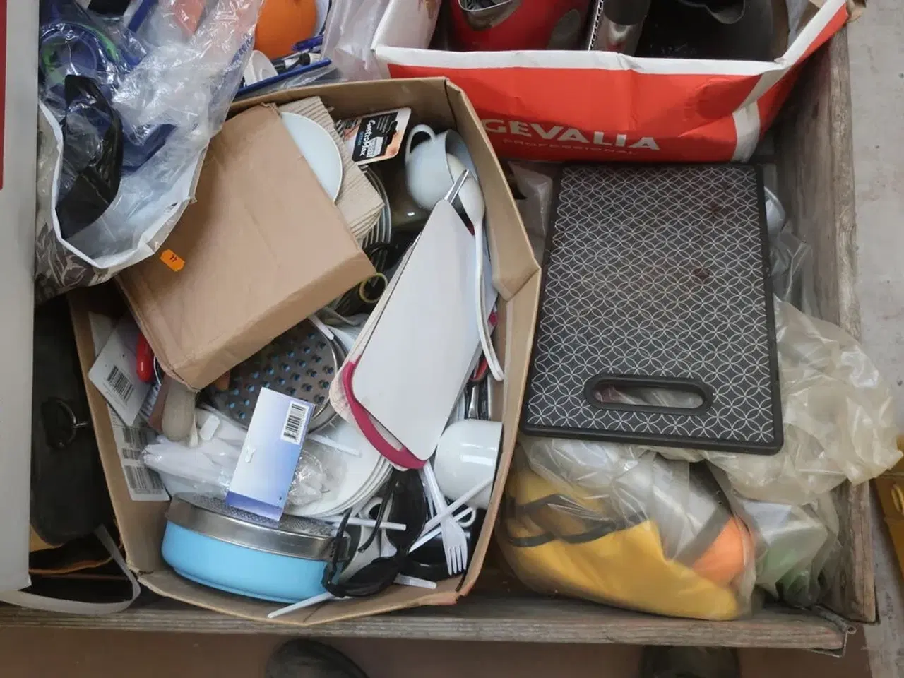 Billede 7 - Div. Værktøj, køkkenting på palle