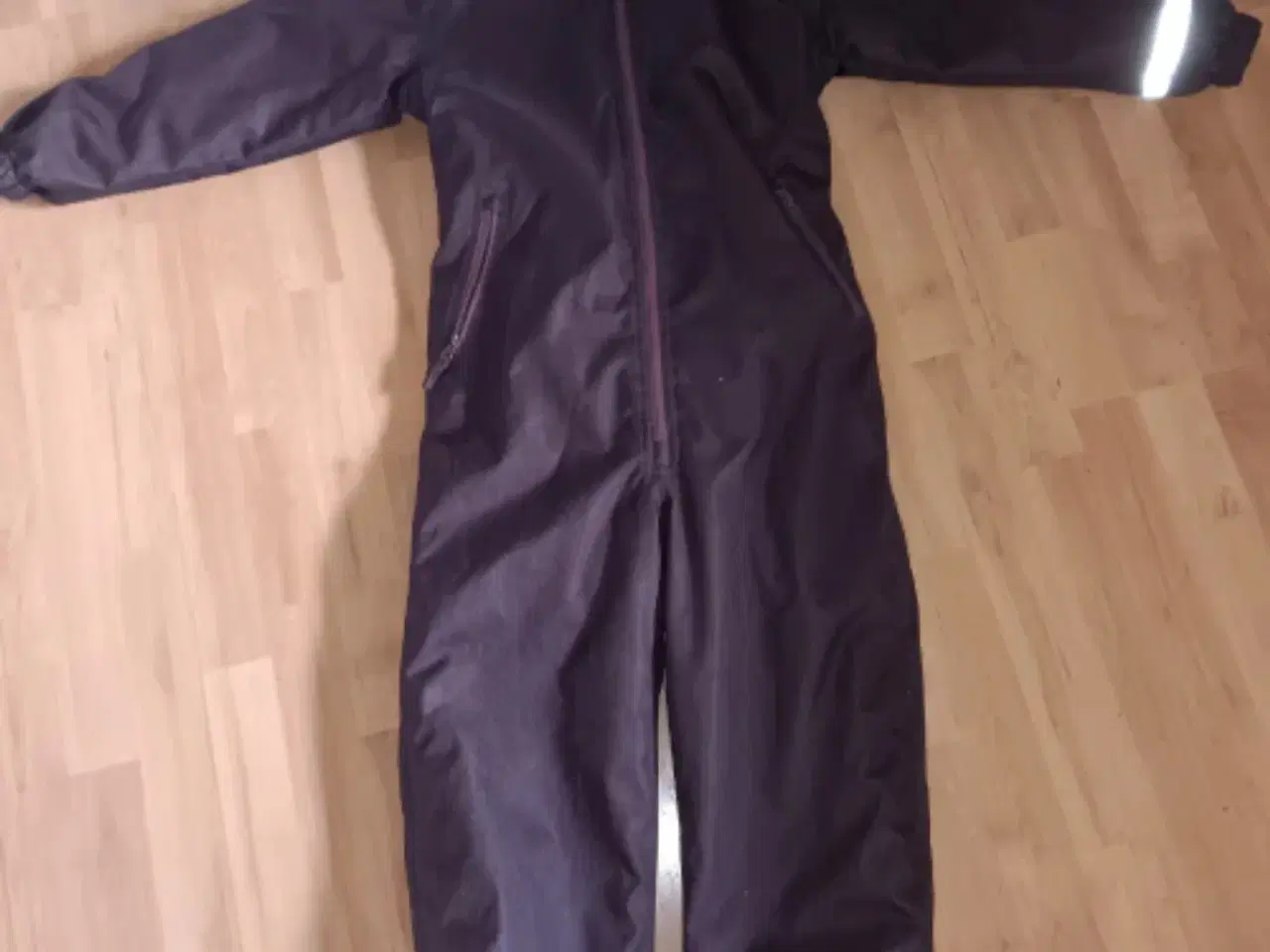 Billede 1 - Flyverdragt 140