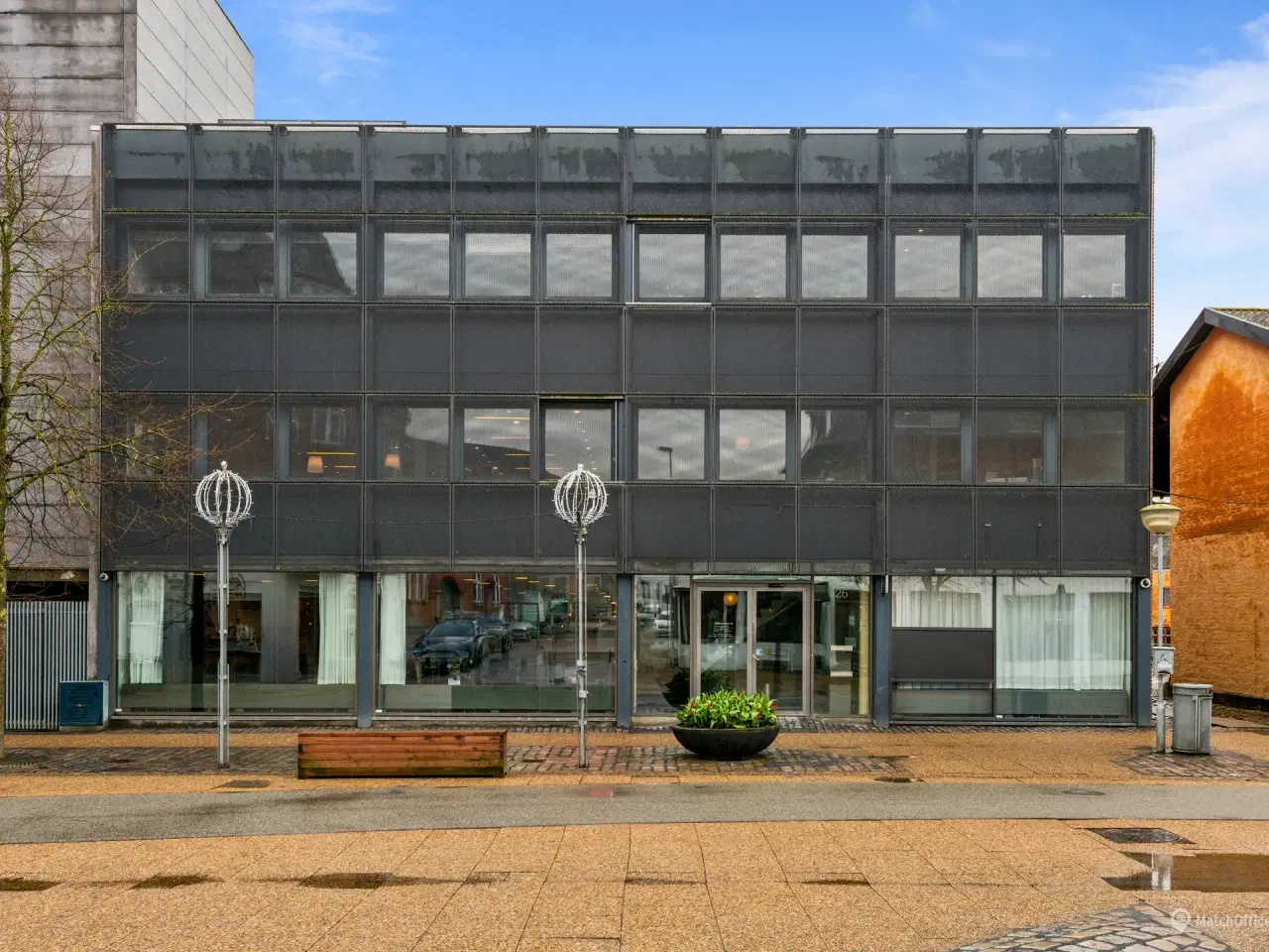 Billede 1 - Centralt beliggende kontorlejemål i hjertet af Hjørring