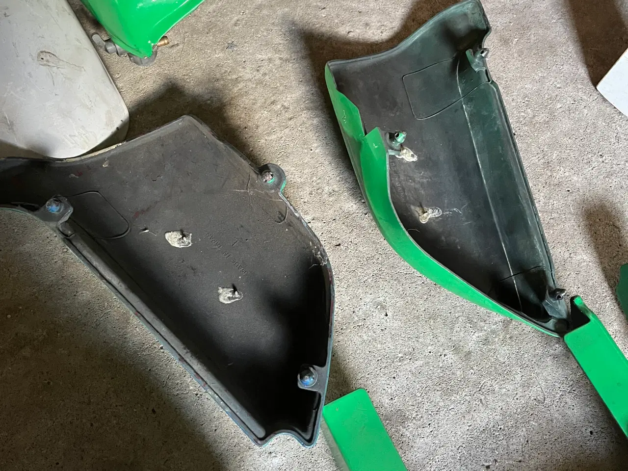 Billede 3 - Kawasaki KZ 900 Tank, sideskjold og bageste skjold