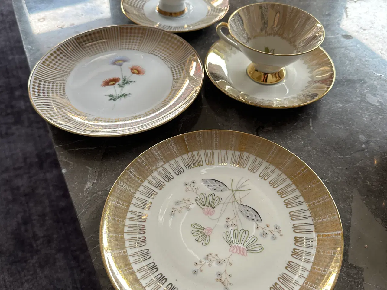 Billede 1 - Kop og tallerken sæt. 