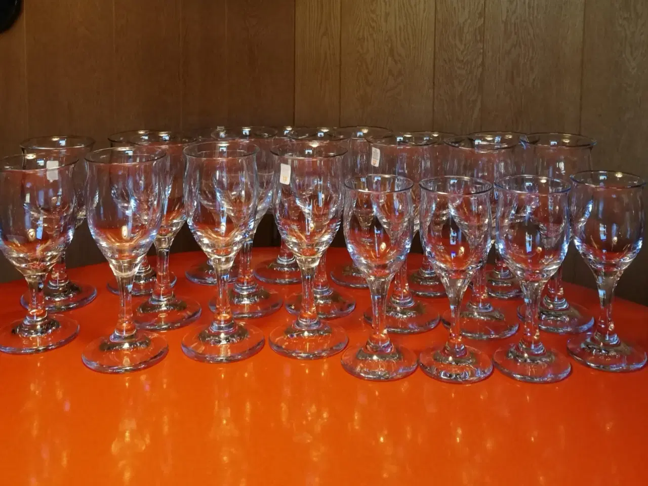 Billede 1 - Ideelle glas rødvin, øl, hvidvin m. bly