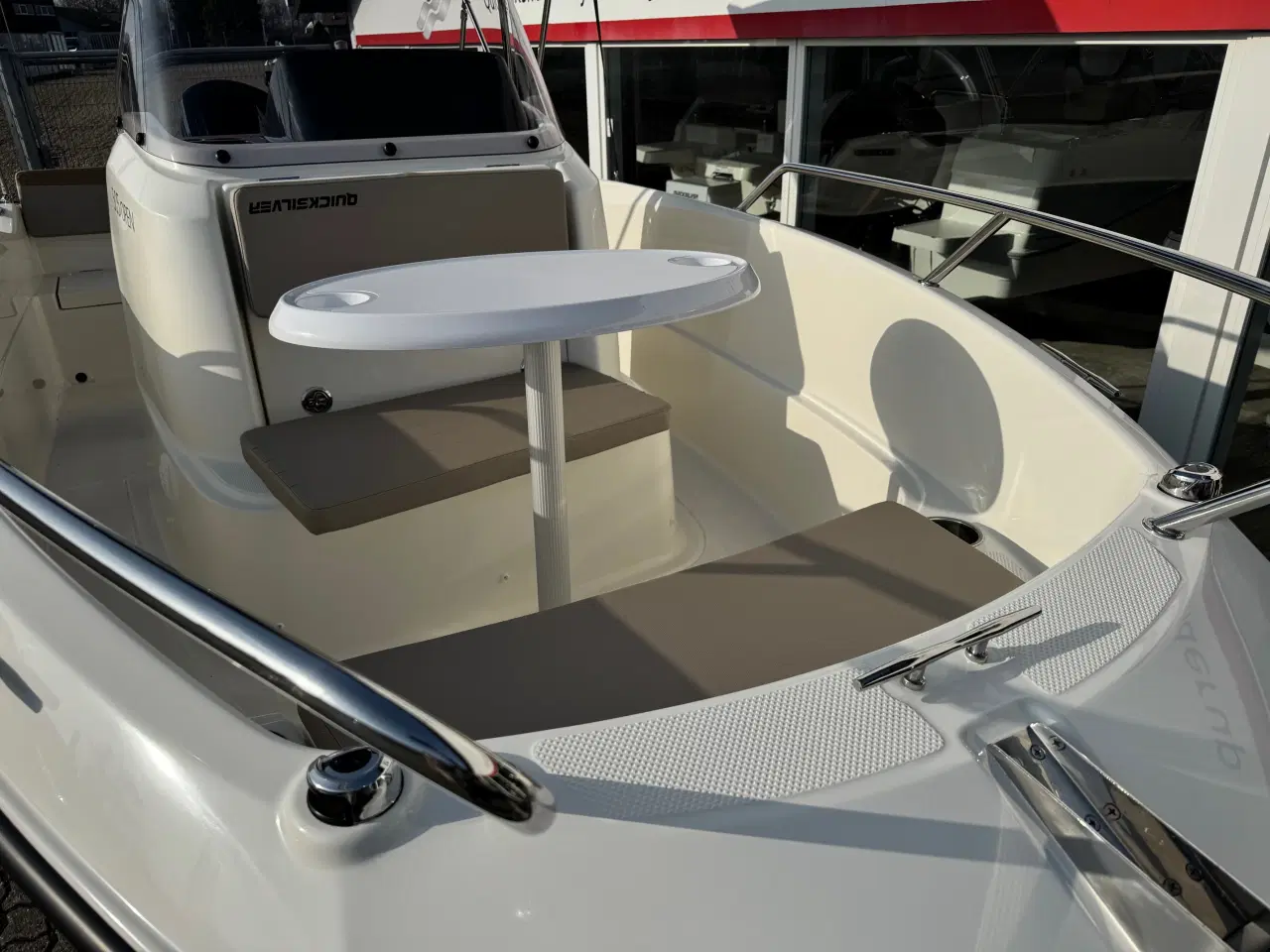 Billede 4 - Quicksilver Activ 505 Open med F80 Mercury-EFI 4 takt 2,1L - INKL. udstyr