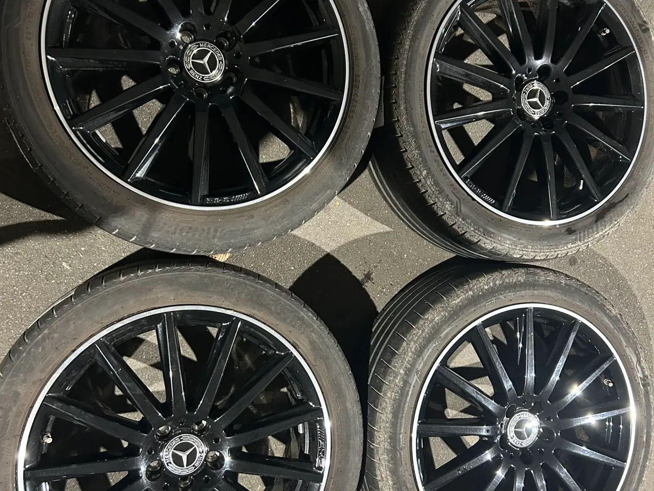 Billede 1 - 4 stk originale Mercedes Alufælge med sommerdæk