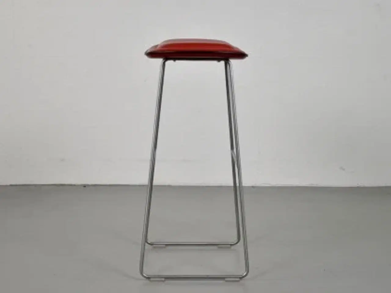 Billede 4 - Cappellini barstol med rødt læder på sædet og stel i stål