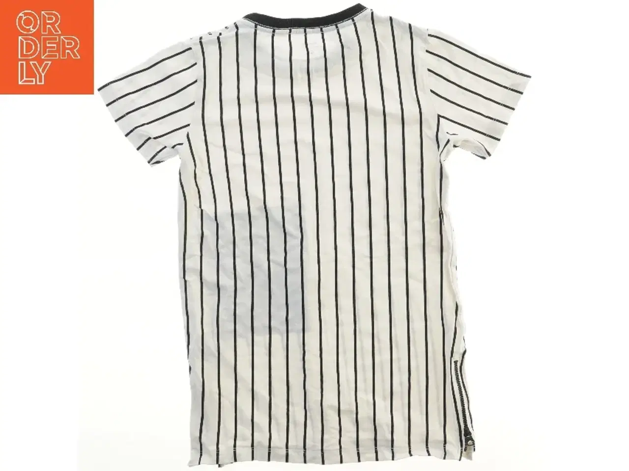 Billede 2 - Stribet T-Shirt med tryk fra Name It (str. 128)