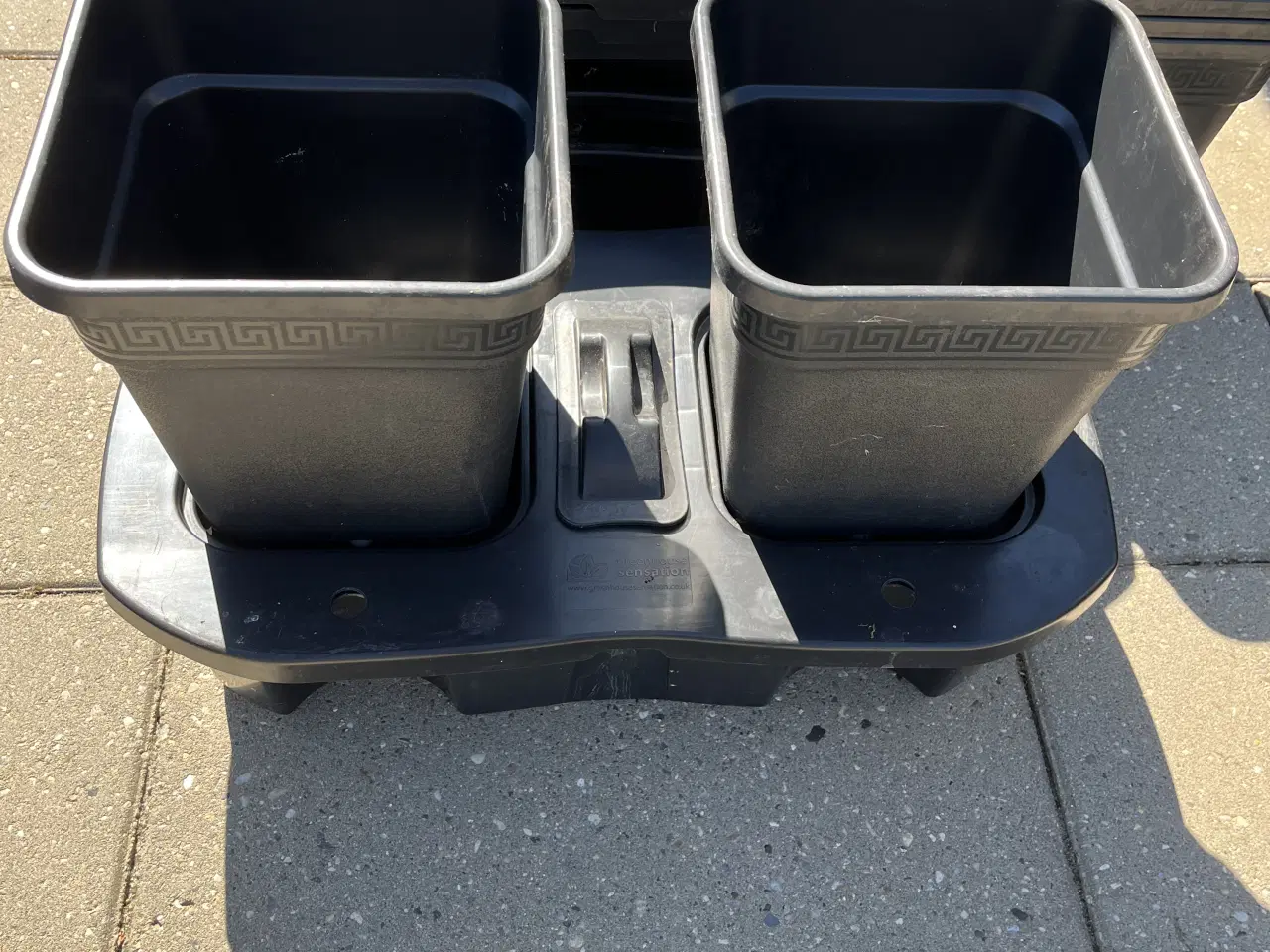 Billede 1 - Plantekasser selvvandings system