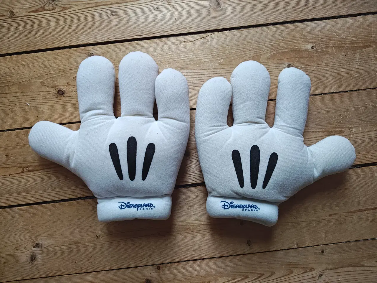 Billede 1 - Mickey Mouse Handsker