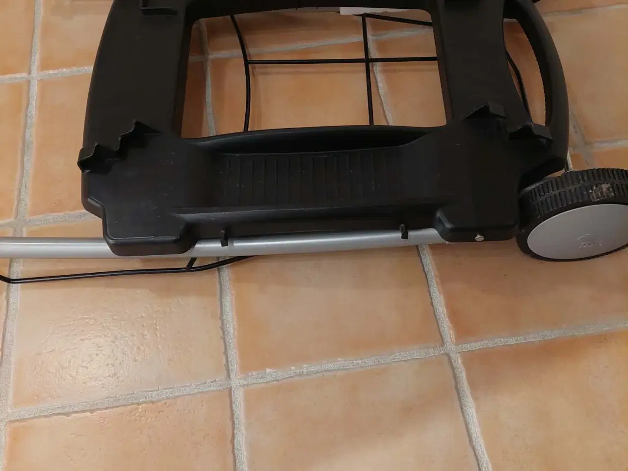 Billede 3 - Grill Vogn til Weber grill