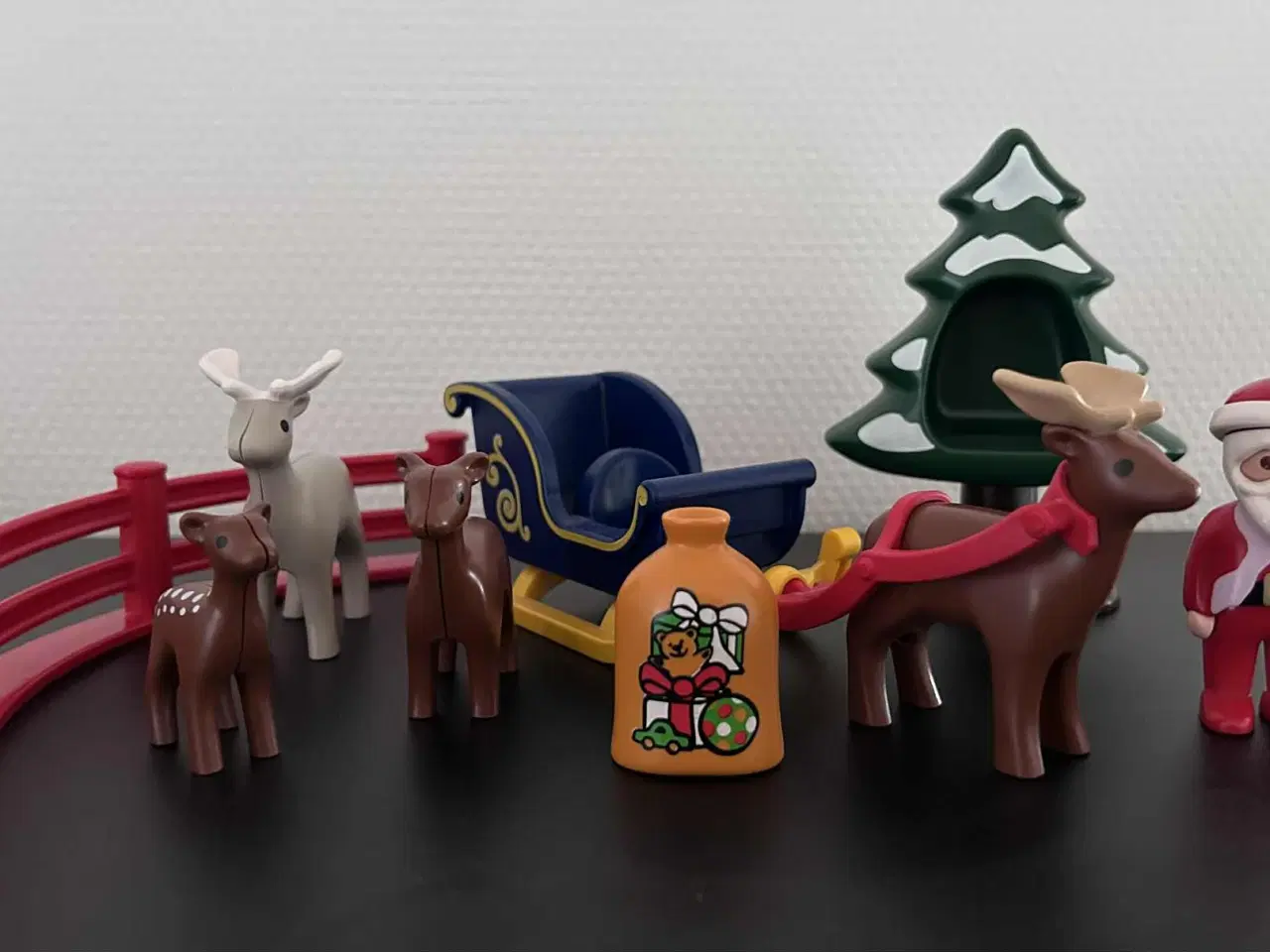 Billede 1 - Playmobil julemand og rensdyr, 9 dele