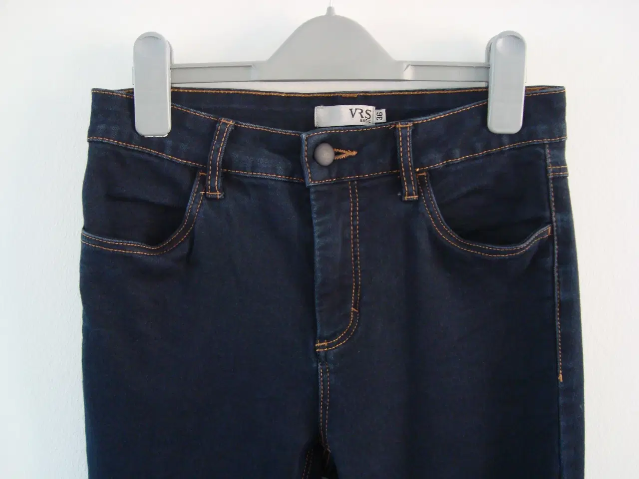 Billede 2 - Jeans - Str. 36 / Small