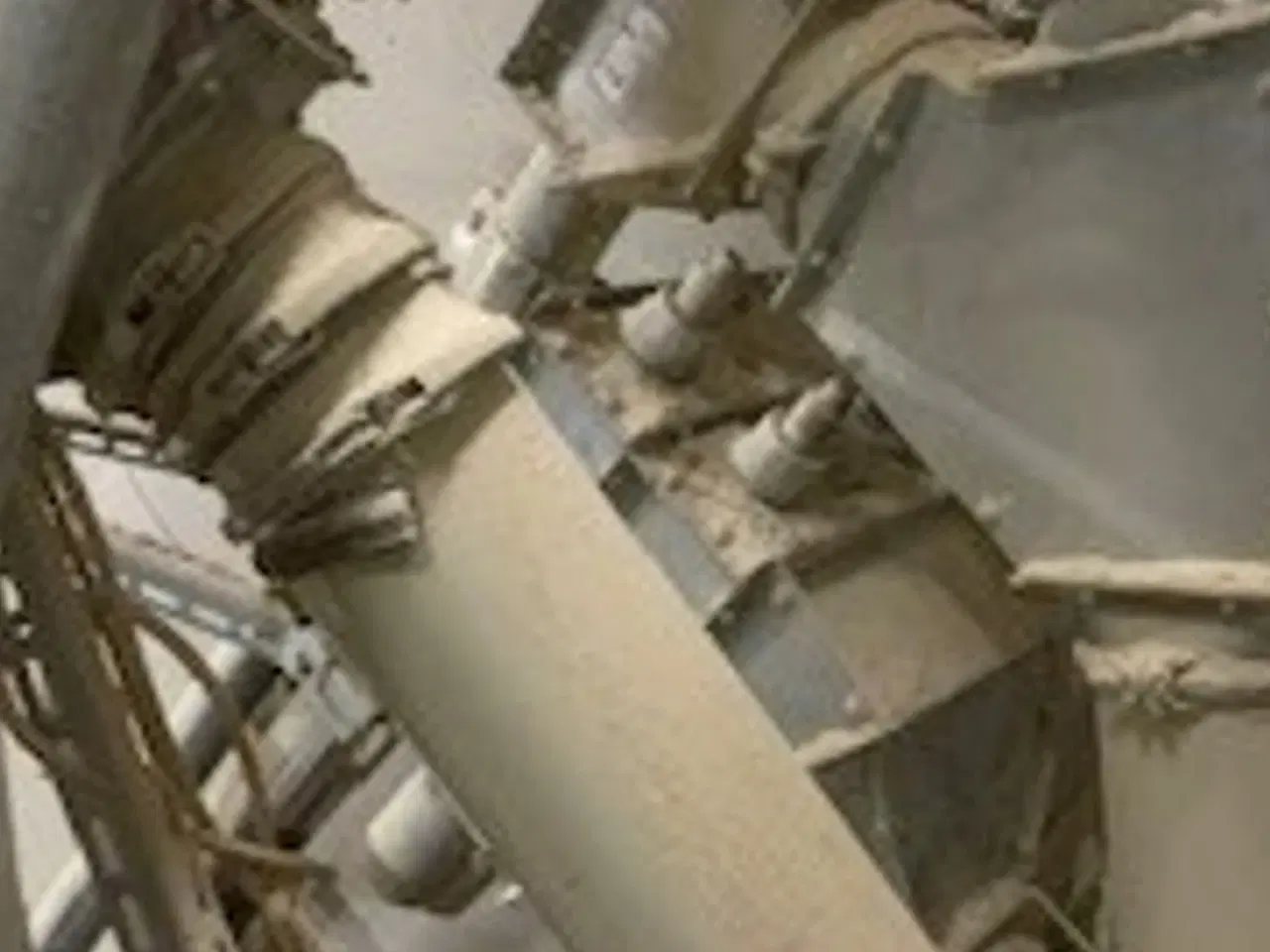 Billede 13 - Big Dutchman Siloer og blandeanlæg