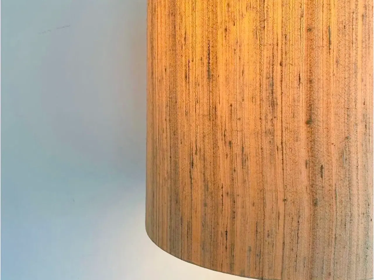 Billede 4 - Lisbeth Brams, gulvlampe. Massiv Egetræ