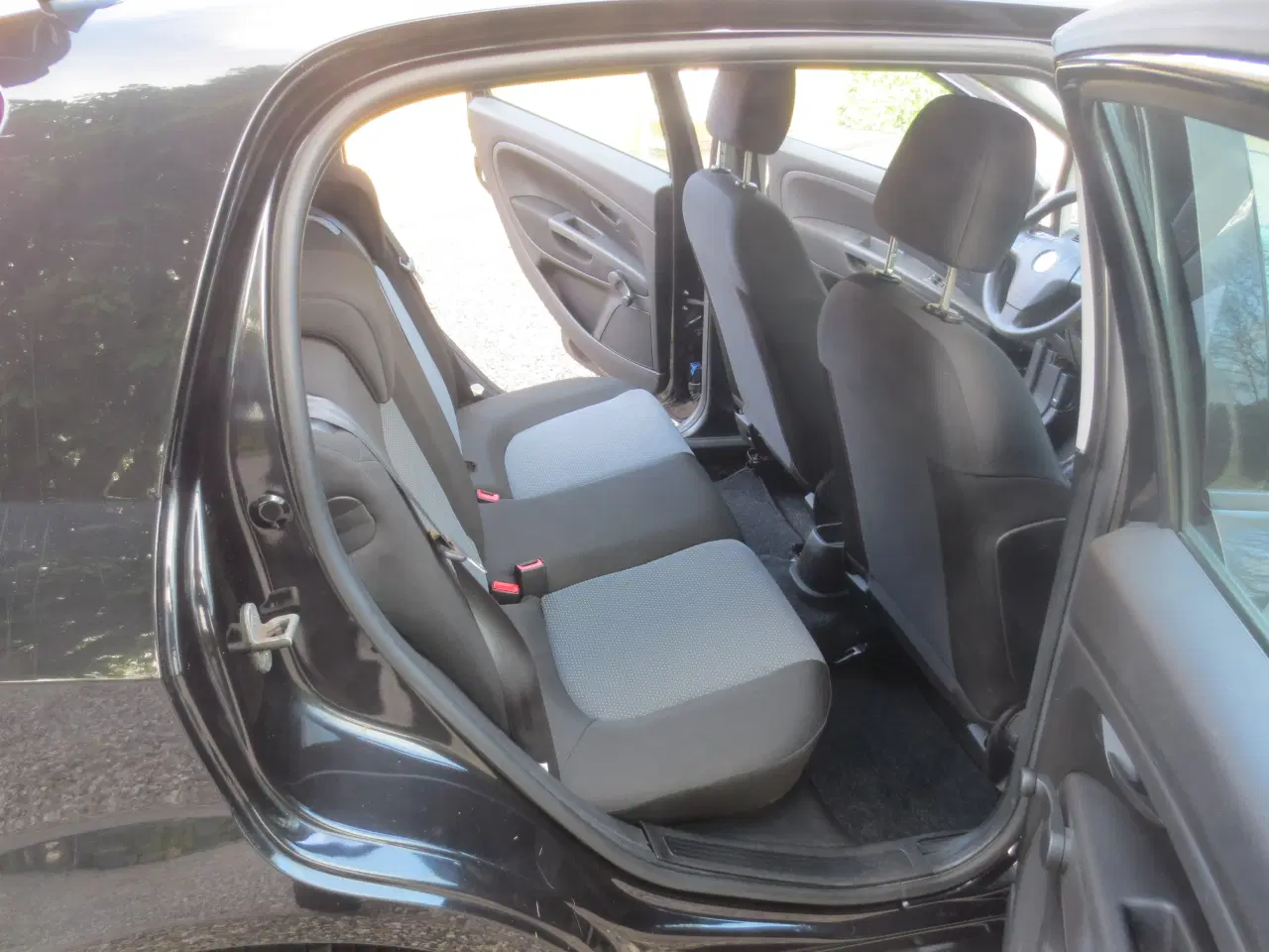 Billede 13 - Fiat Punto 1.2 i Km 137, Nysynet. 